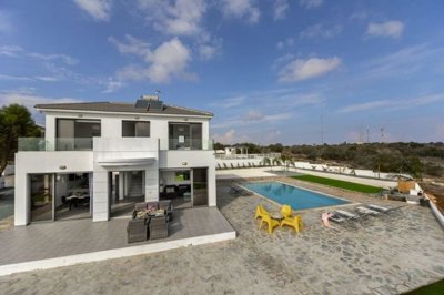 458124-detached-house-in-cape-grecofull