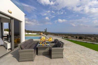 458126-detached-house-in-cape-grecofull