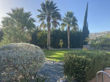 461407-detached-villa-for-sale-in-agios-tycho