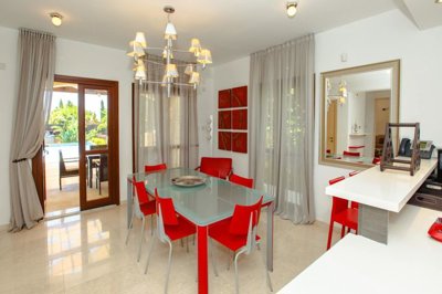 462035-detached-villa-for-sale-in-kouklia-aph