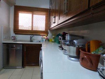 463777-five-bedroom-house-in-aradippou-for-sa