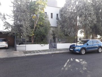 464113-three-bedroom-villa-in-oroklini-villag