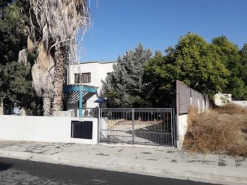464116-three-bedroom-villa-in-oroklini-villag