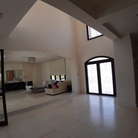 464304-luxury-four-bedroom-house-for-sale-in-