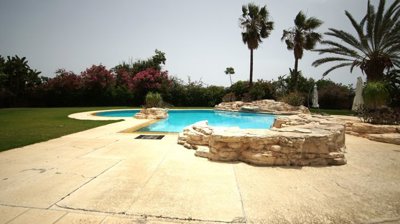 476861-detached-villa-for-sale-in-parekklisia