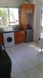 467340-three-bedroom-beach-villa-in-pervolia-