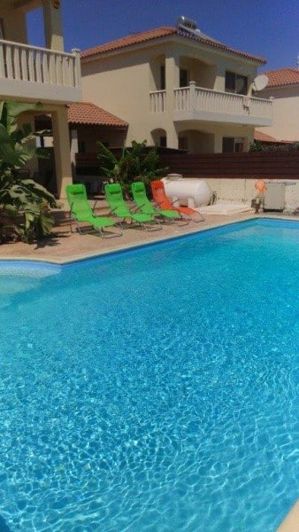 Image No.5-Maison de 3 chambres à vendre à Pervolia