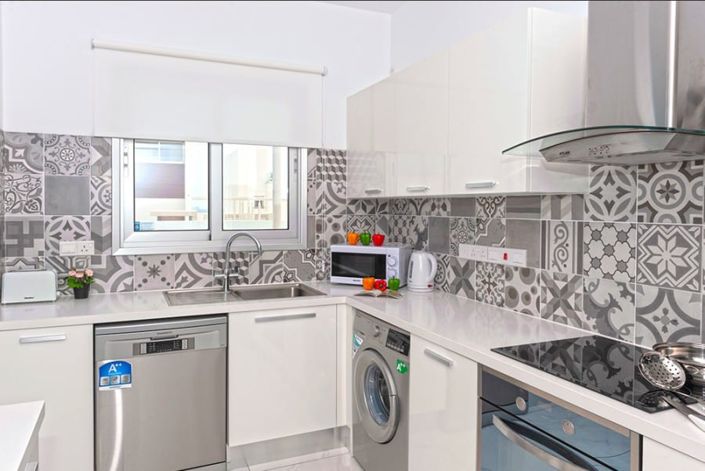 Image No.2-3 Bed House for sale