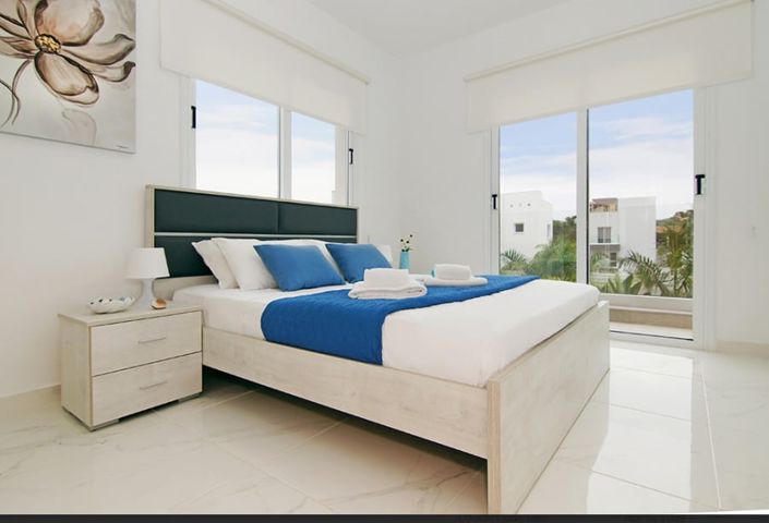 Image No.4-3 Bed House for sale