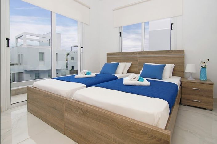 Image No.5-3 Bed House for sale