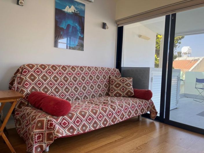 Image No.3-2 Bed House for sale