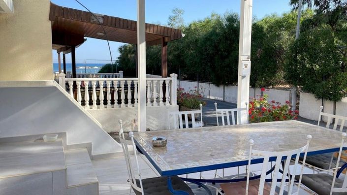 Image No.6-2 Bed House for sale