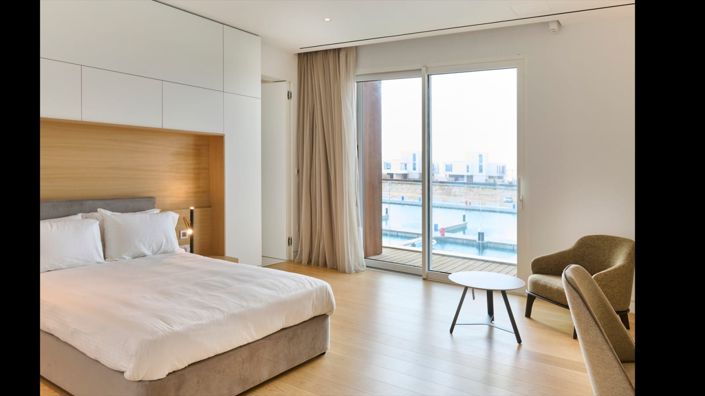 Image No.3-5 Bed House for sale