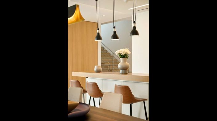 Image No.9-5 Bed House for sale