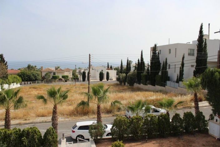 Image No.2-Maison de 7 chambres à vendre à Kalogirou