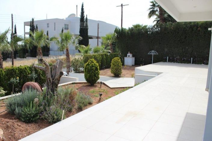 Image No.5-Maison de 7 chambres à vendre à Kalogirou