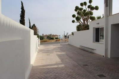 474148-detached-villa-for-sale-in-kalogiriful
