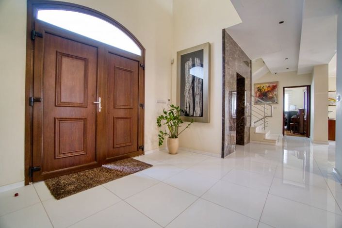 Image No.4-Maison de 7 chambres à vendre à Empa