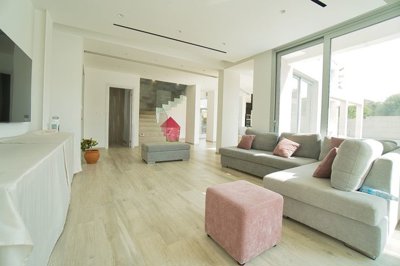 630511-detached-villa-for-sale-in-palodeiaori