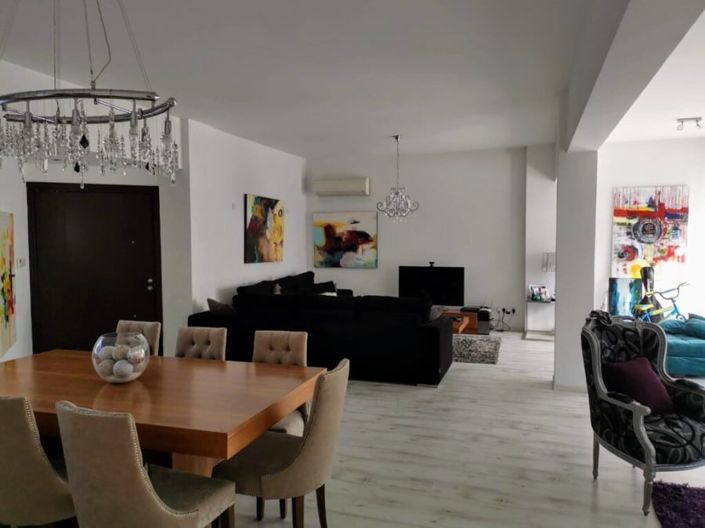 Image No.5-4 Bed House for sale