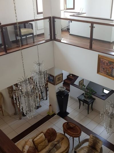 Image No.7-6 Bed House for sale