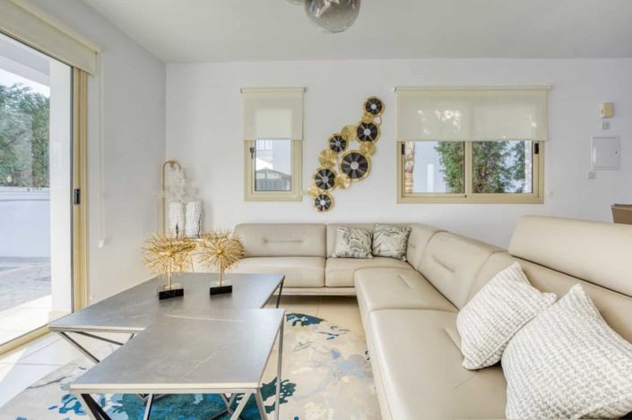 Image No.3-3 Bed House for sale