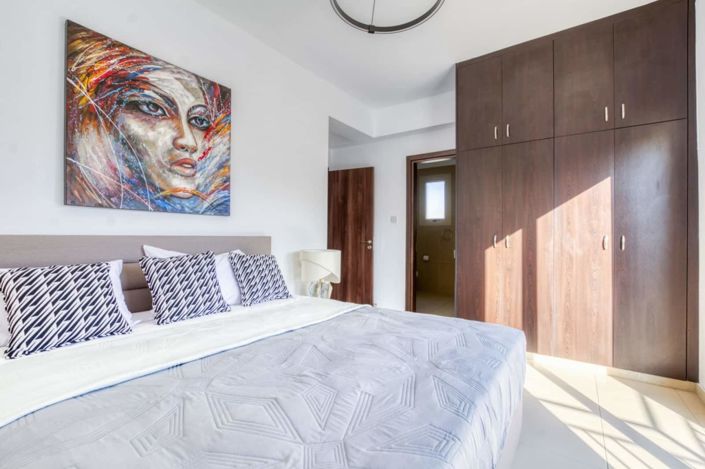 Image No.6-3 Bed House for sale