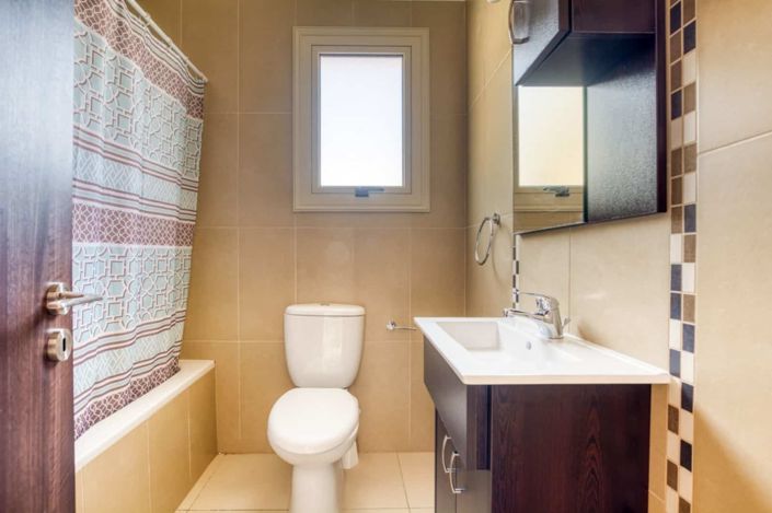 Image No.7-3 Bed House for sale