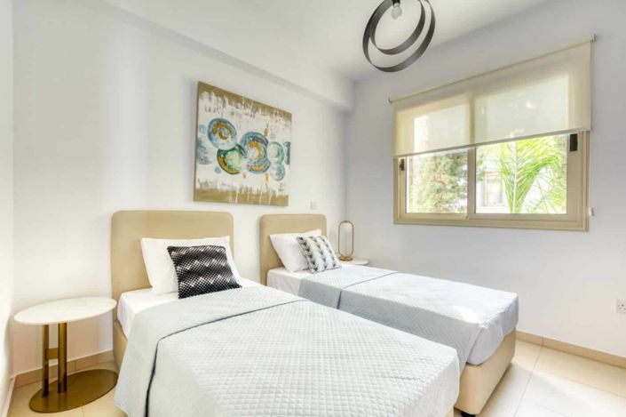 Image No.8-3 Bed House for sale