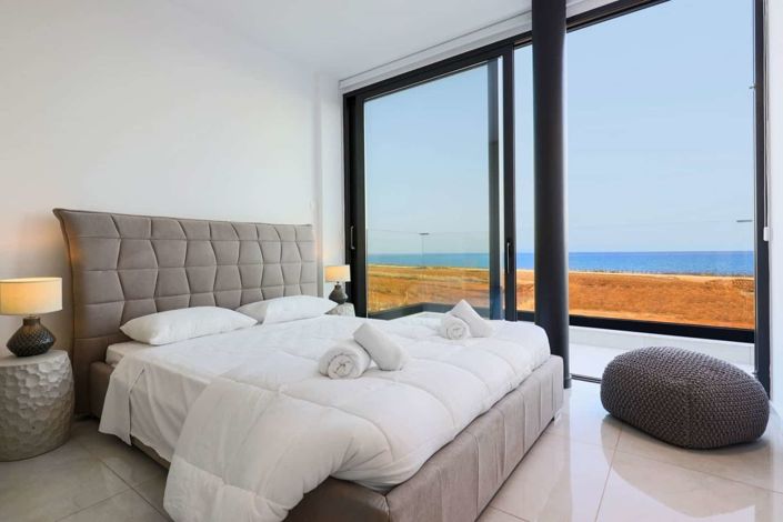 Image No.5-5 Bed House for sale