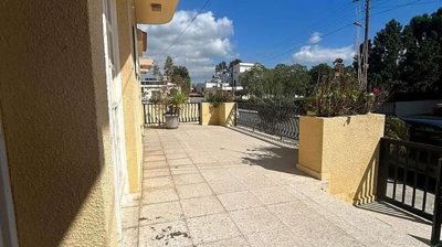 477812-house-in-agioi-anargyroifull
