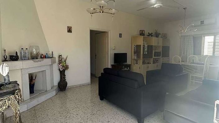 Image No.9-3 Bed House for sale