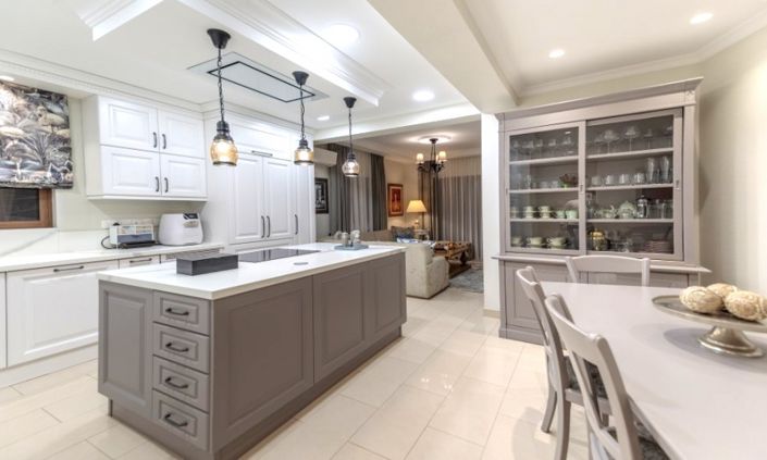 Image No.1-4 Bed House for sale