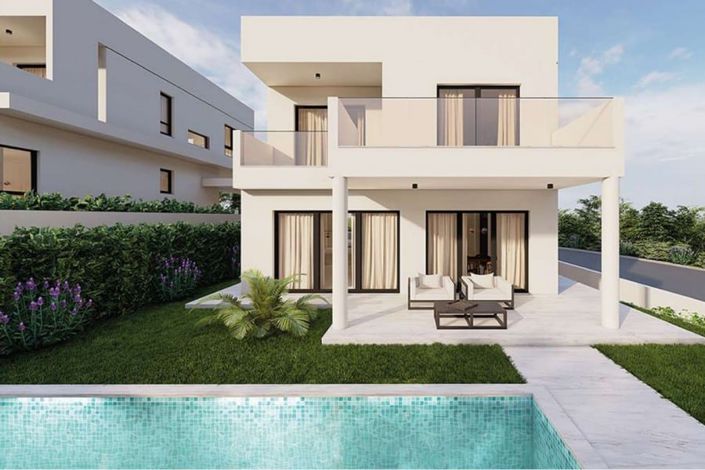 Image No.1-4 Bed House for sale