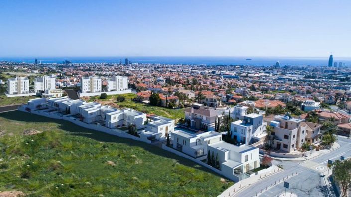 Image No.6-4 Bed House for sale