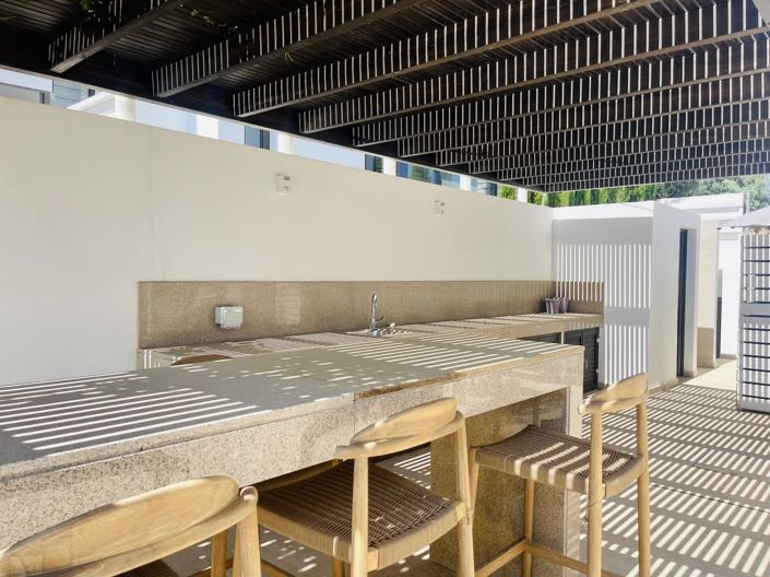 Image No.7-5 Bed House for sale