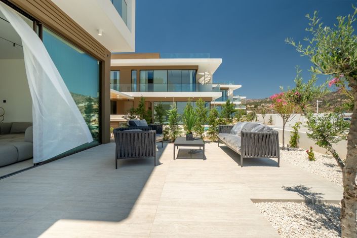 Image No.5-4 Bed House for sale