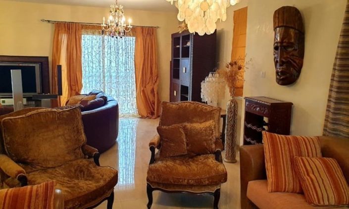 Image No.10-3 Bed House for sale