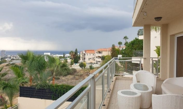 Image No.7-3 Bed House for sale