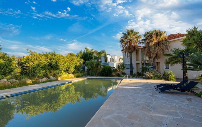 Image No.5-Maison de 4 chambres à vendre à Kalogirou