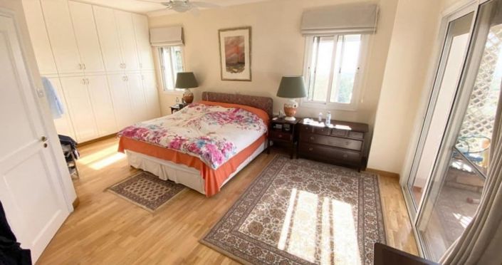 Image No.5-Maison de 7 chambres à vendre à Agios Athanasios