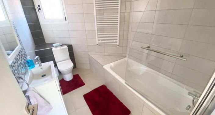 Image No.8-Maison de 7 chambres à vendre à Agios Athanasios