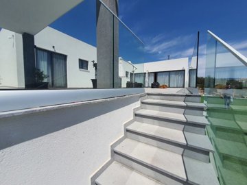 482738-detached-villa-for-sale-in-souni-zanak