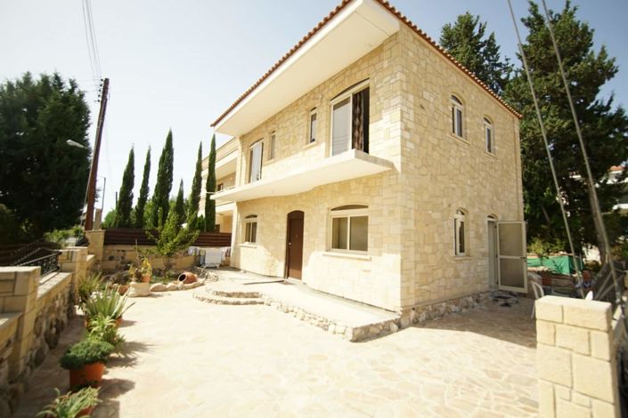 Image No.1-3 Bed House for sale