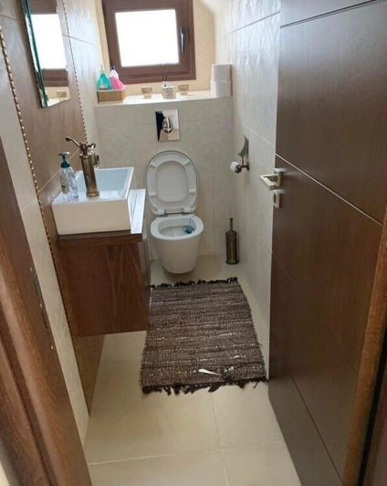 Image No.5-4 Bed House for sale