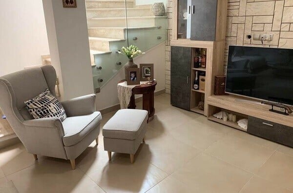 Image No.6-4 Bed House for sale