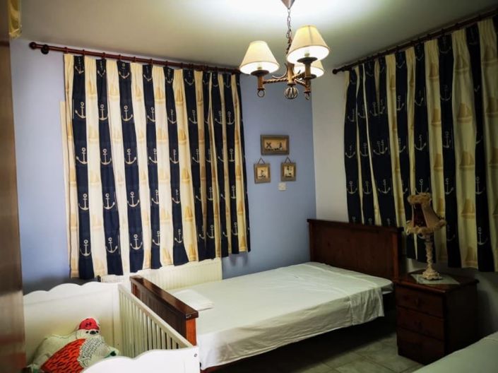 Image No.8-3 Bed House for sale