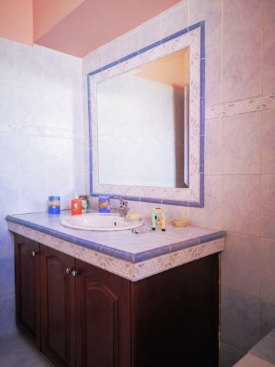 Image No.9-3 Bed House for sale