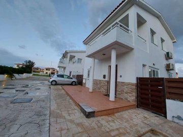 484052-detached-house-in-pervoliaorig