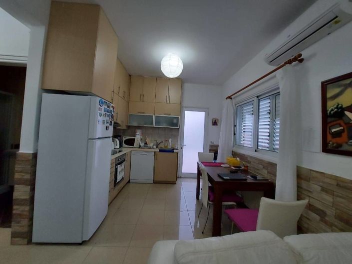 Image No.6-3 Bed House for sale